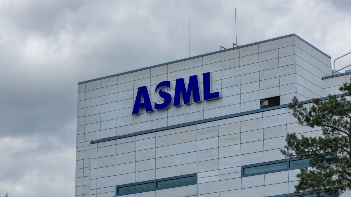 AEX price falls, despite sharp rise in ASML
