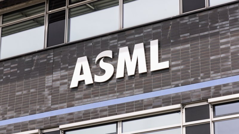 ASML, BESI, and ASMI Plunge After Call to Slow Down AI