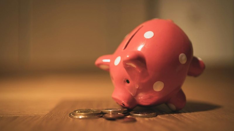Banks could slow stablecoin growth by paying savers more, BIS paper finds