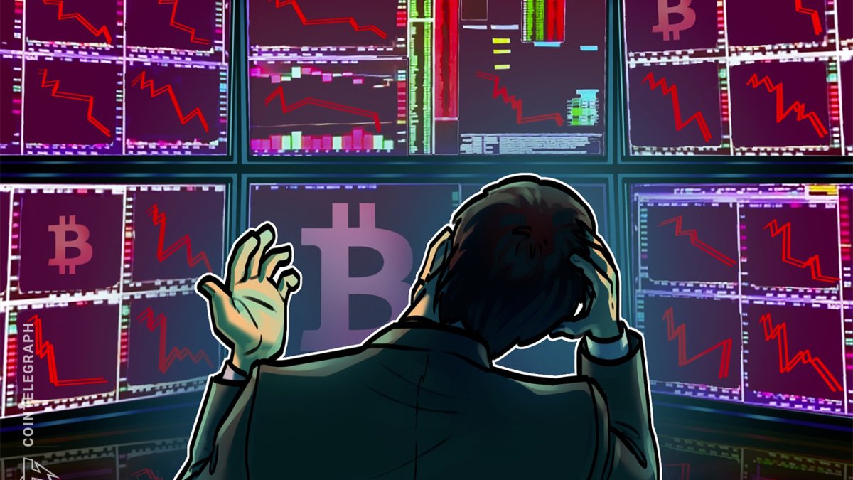 Bitcoin drops under $83K as liquidity hunting keeps bulls from targeting yearly open