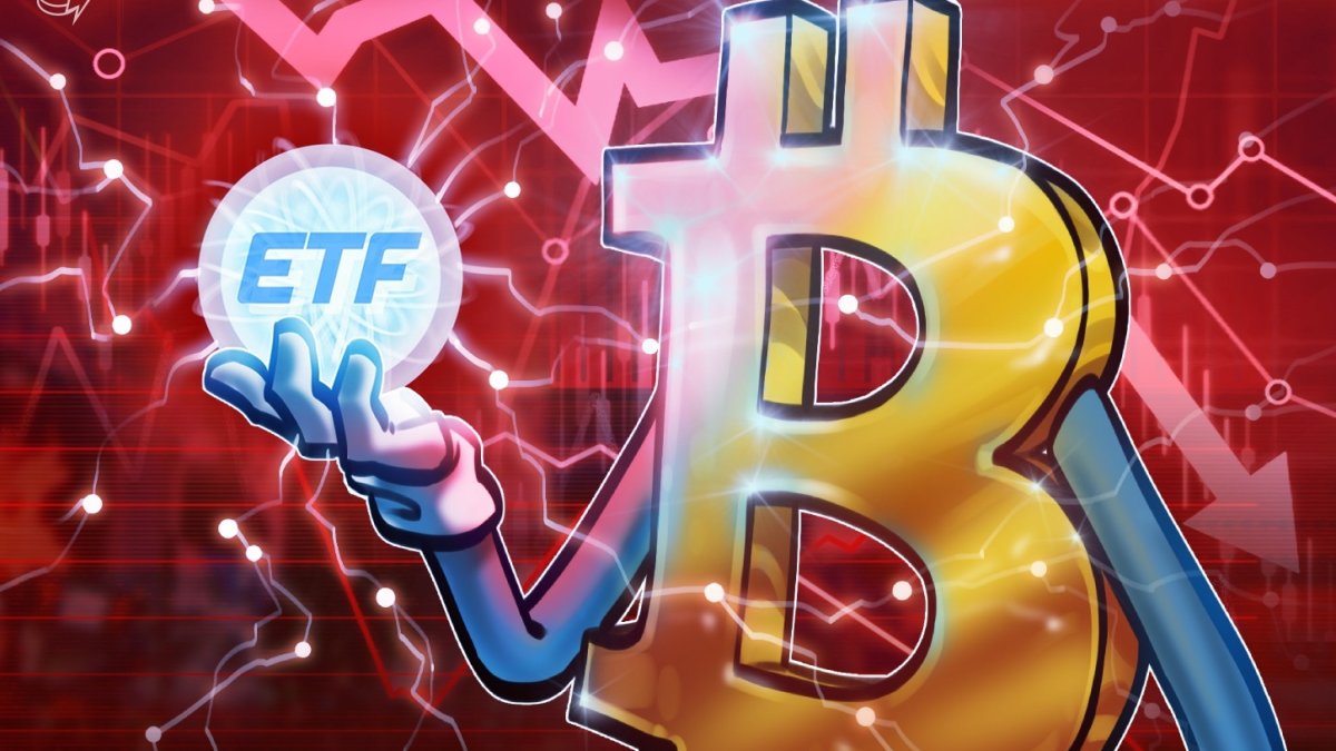 Bitcoin ETFs bleed $635M as October slides back into the red