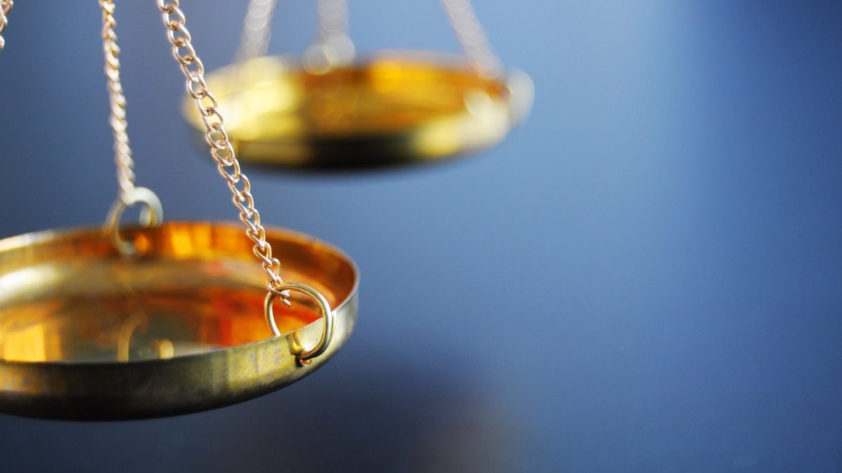 Investor of crypto project safe files complaint about governance with regulator