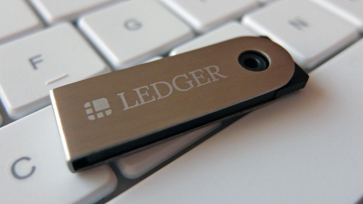 Ledger says 'spy' chip inside CryptoBilis Ledger devices transmitted wallet keys over mobile network