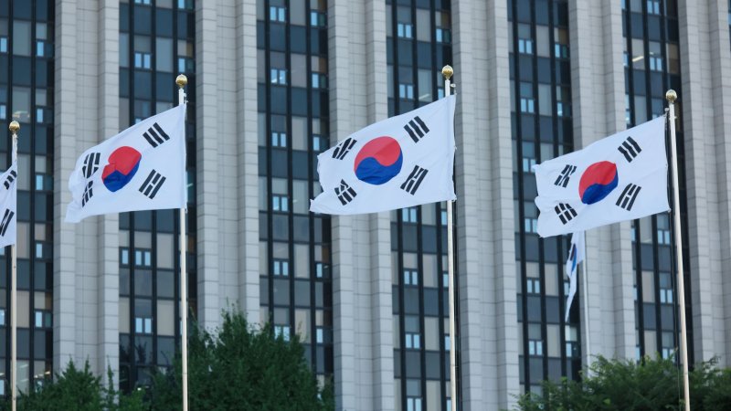 South Korea tightens rules after data breaches at banks and crypto exchanges