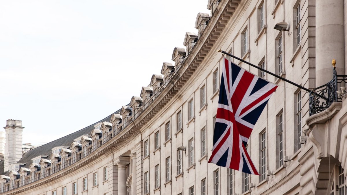 UK intervenes: 5 crypto companies fined for ties with Russia