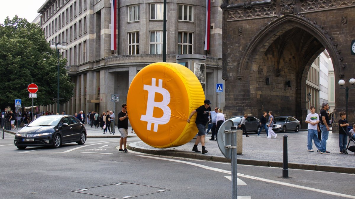 Wealthy investors are increasingly opting for Bitcoin